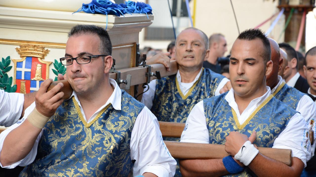 Sassari, commozione nel mondo del calcio e dei Candelieri: addio a Luigi Congiatu