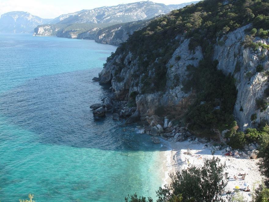 Scalatore cade da una parete a Cala Gonone 
