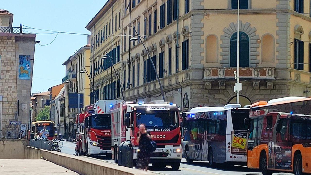 
	I vigili del fuoco sul luogo dell'incidente&nbsp;

