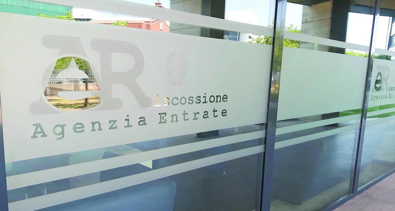 Ferrara, il Comune aderisce alla rottamazione quinquies: chi può usufruirne, tempi e modalità