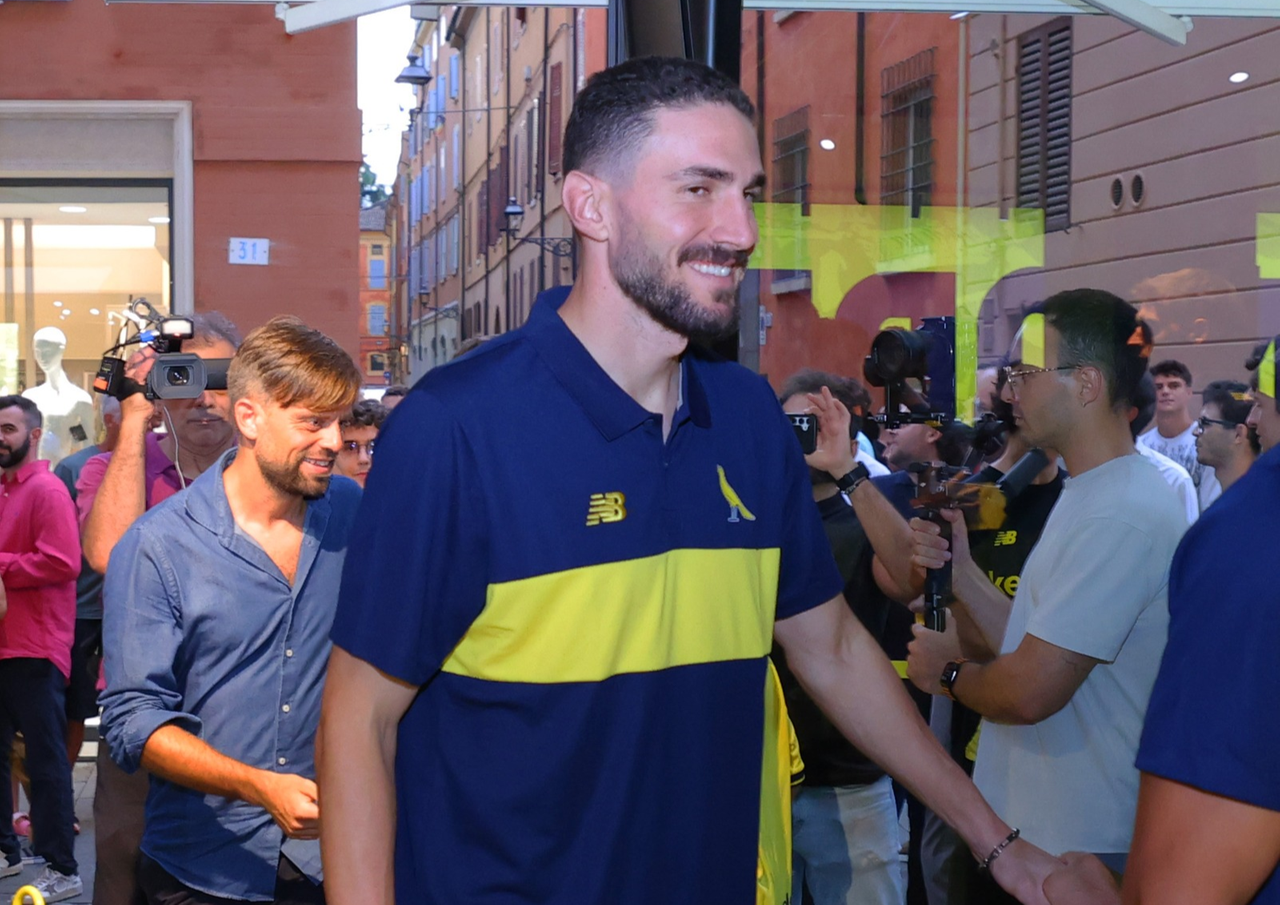 Azzi: «Torno a Modena perché credo nel progetto»
