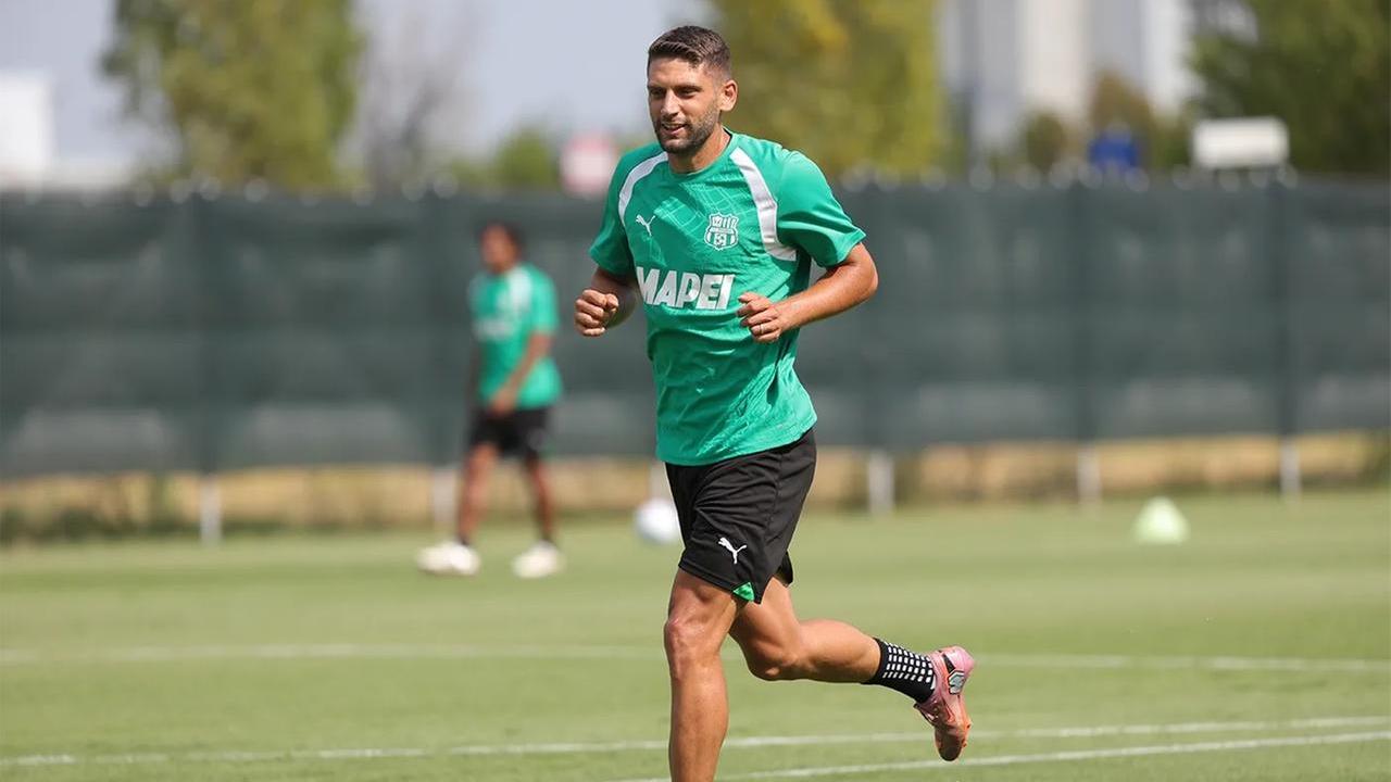 Sassuolo, Berardi infortunato: l’attaccante lascia il ritiro