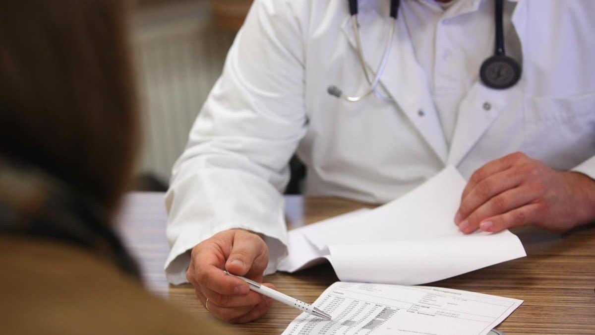 Malattia e visita fiscale, parole ambigue nel verbale del medico Inps: licenziamento illegittimo – La sentenza