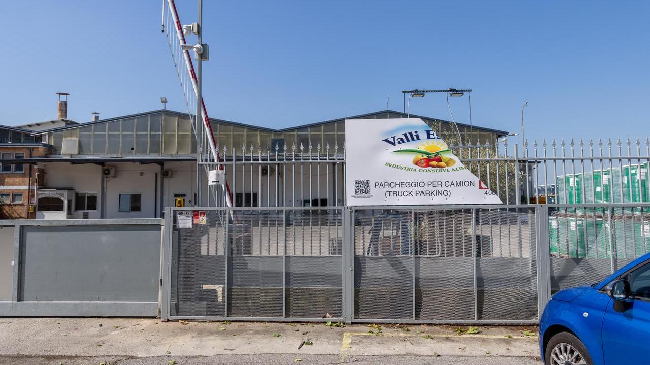 Cade dal tetto dell’azienda di Masi Torello, operaio muore dopo ore di agonia