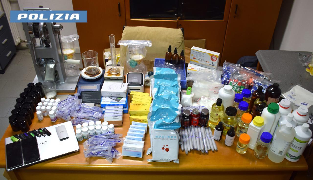 Laboratorio clandestino a Bondeno, sequestrato materiale per la produzione di sostanze dopanti