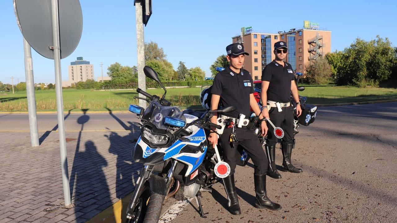 Fuggono dopo l’incidente: 133 casi a Reggio Emilia nei primi sei mesi del 2026