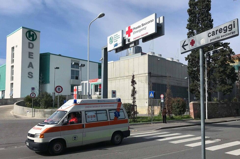 Firenze, due operatori ecologici morti in strada a poche ore di distanza