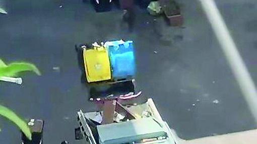 Un fotogramma del video girato dal residente di un condomino al Soccorso