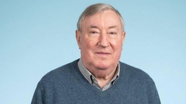 
	Franco Vezzali, 85 anni

