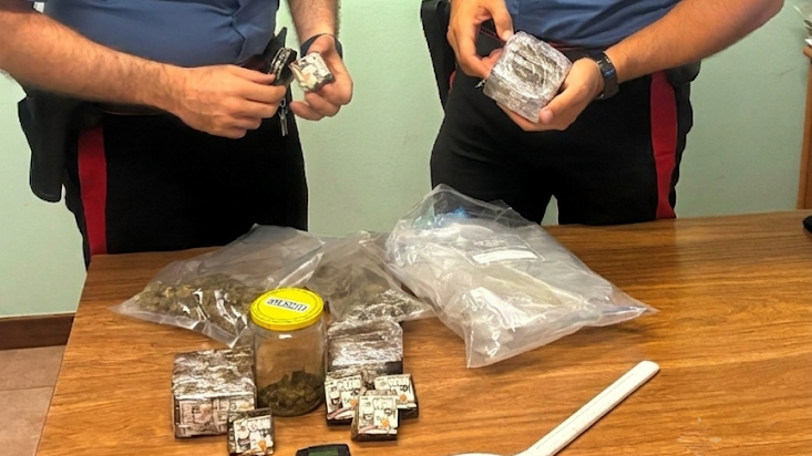 Mesola, giovane aveva due chili di droga in casa