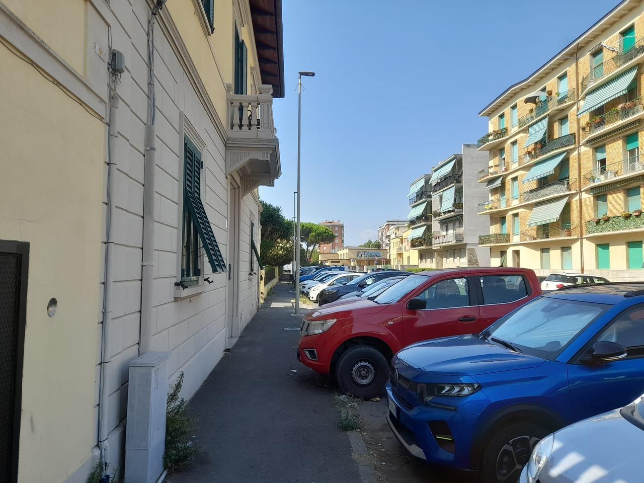Livorno, sono al mare e gli svuotano la casa: banda ruba 10mila euro di gioielli