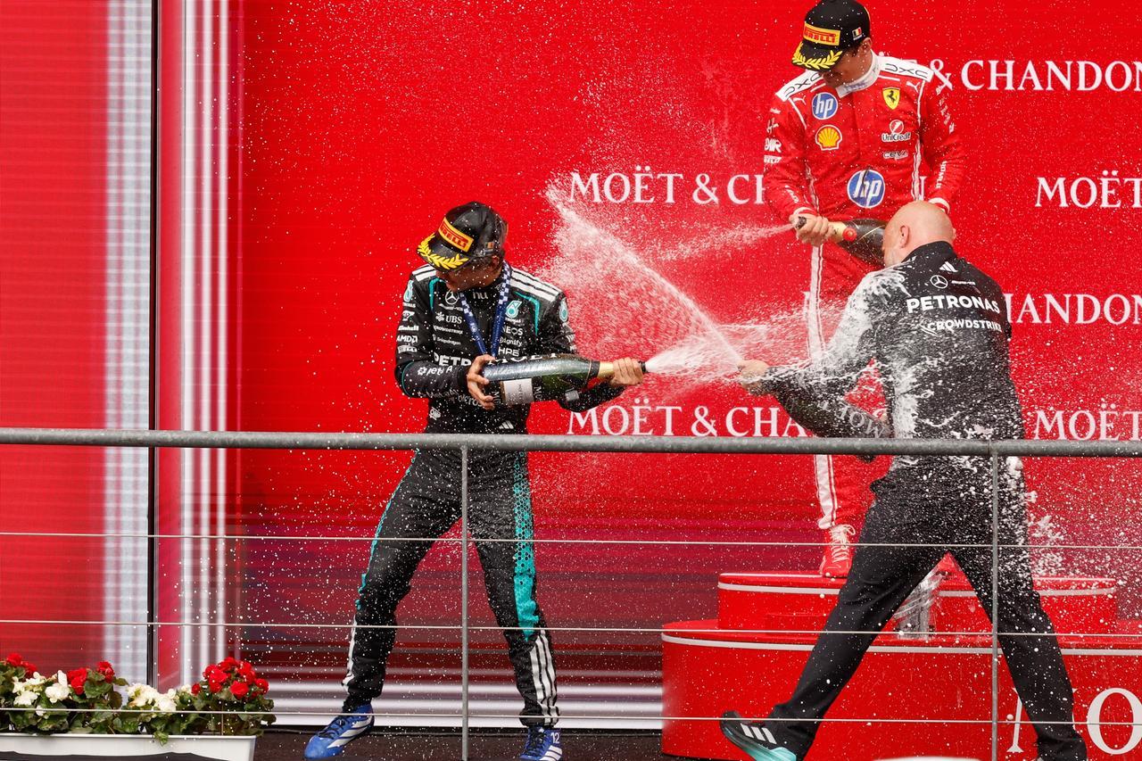 Formula 1, GP Belgio: Kimi Antonelli trionfa. Dietro Leclerc, terzo Verstappen