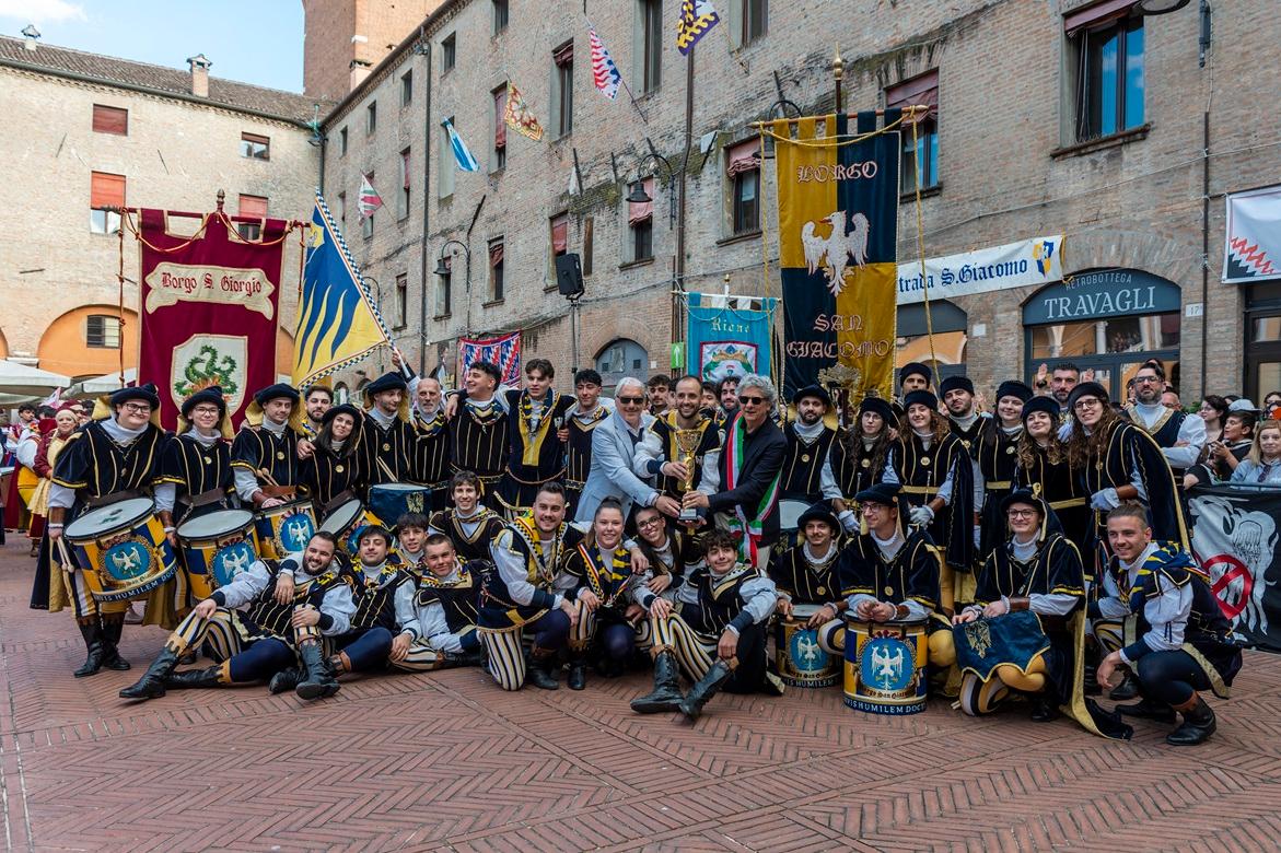 Palio, Ferrara è campione d’Italia: San Giacomo vince Combinata e Grande Squadra