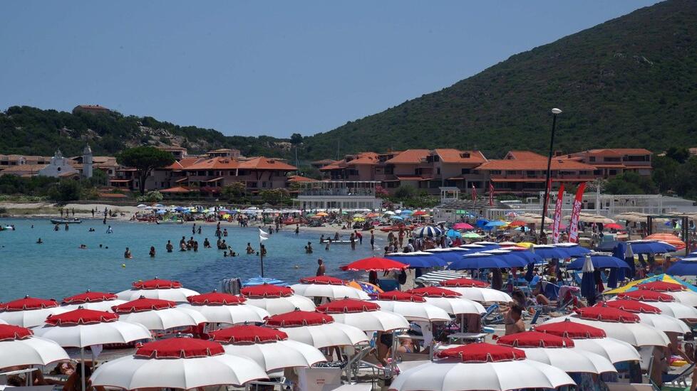 Concessioni balneari, Confindustria: «In Sardegna si applichi il modello Calabria»