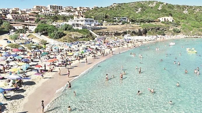 Spiagge, in Sardegna 2.609 concessioni: più della metà tra Sassarese e Gallura - La mappa