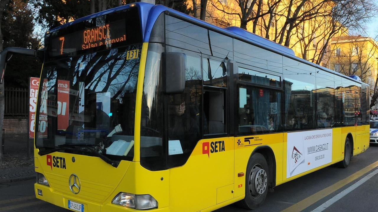 Stangata anche sui bus: i biglietti urbani di Seta da 1,50 a 2 euro