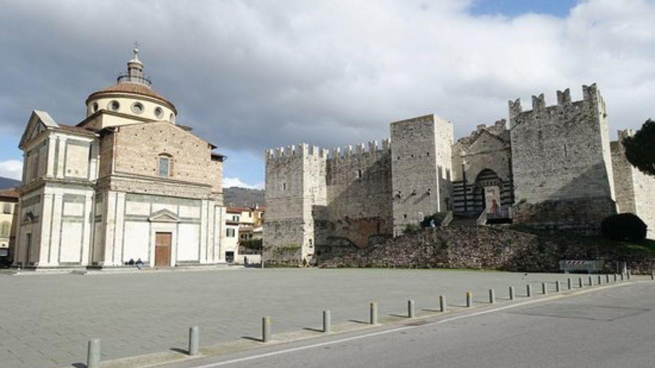 
	Piazza delle Carceri &egrave; un gioiello ma non ci sono zone d'ombra

