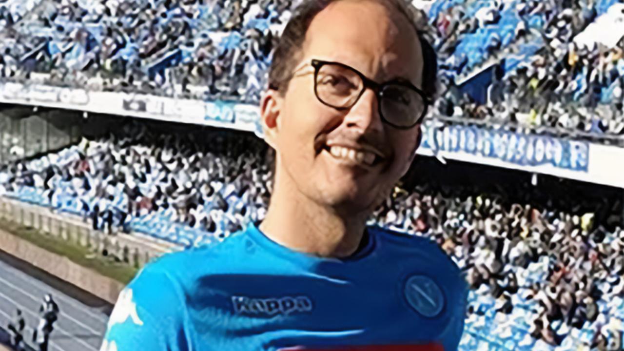 Alessandro Magnani con la maglia del Napoli al Maradona: così la famiglia ha voluto ricordarlo