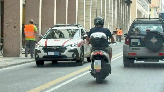 Qui la polizia locale sul luogo dell’incidente avvenuto a giugno (Foto Stick)