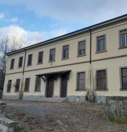 Castelnuovo, ex carcere chiuso da quasi 30 anni acquistabile con 391mila euro<br>
