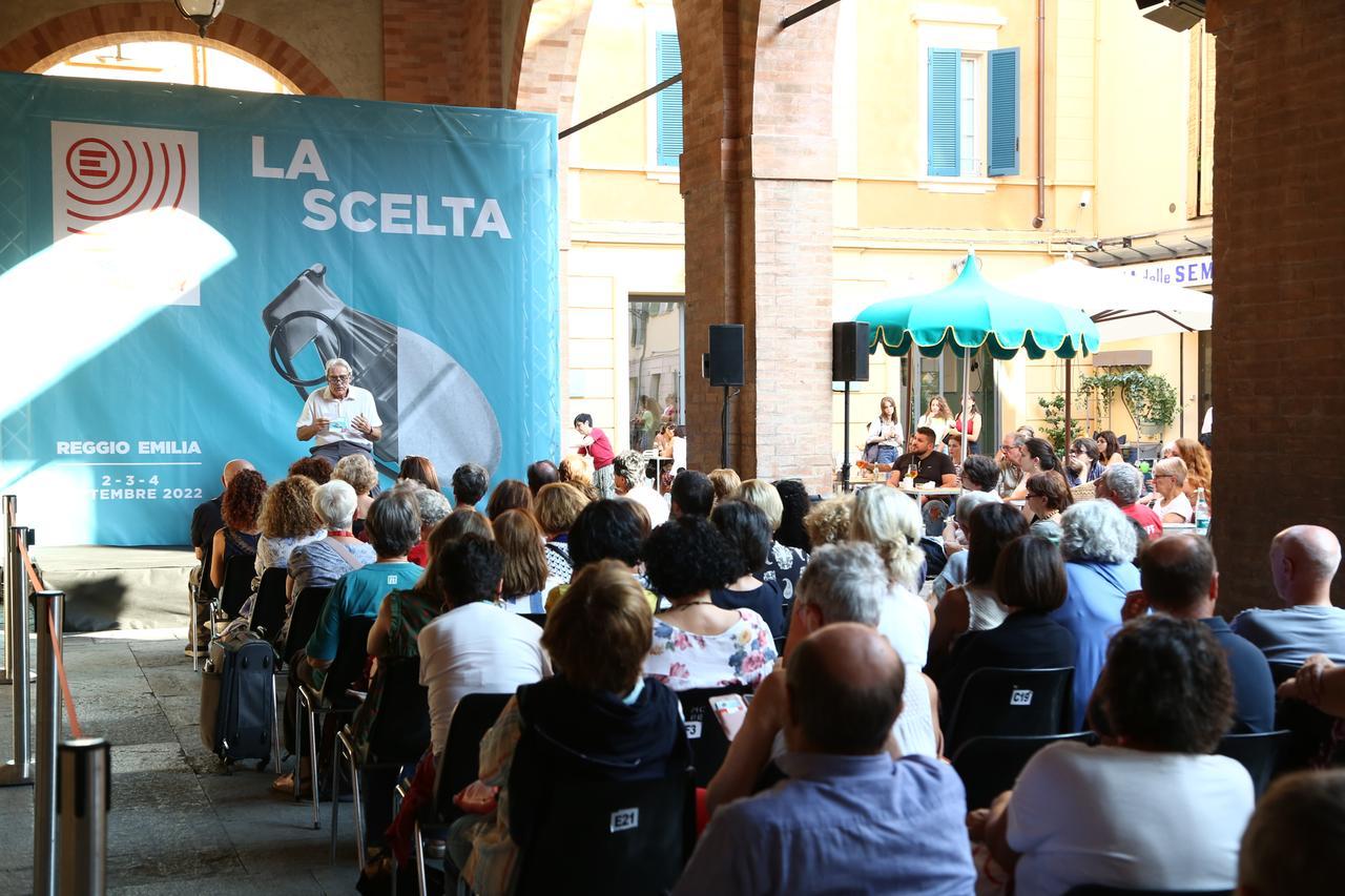 Festival di Emergency a Reggio Emilia per la sesta edizione: i nomi