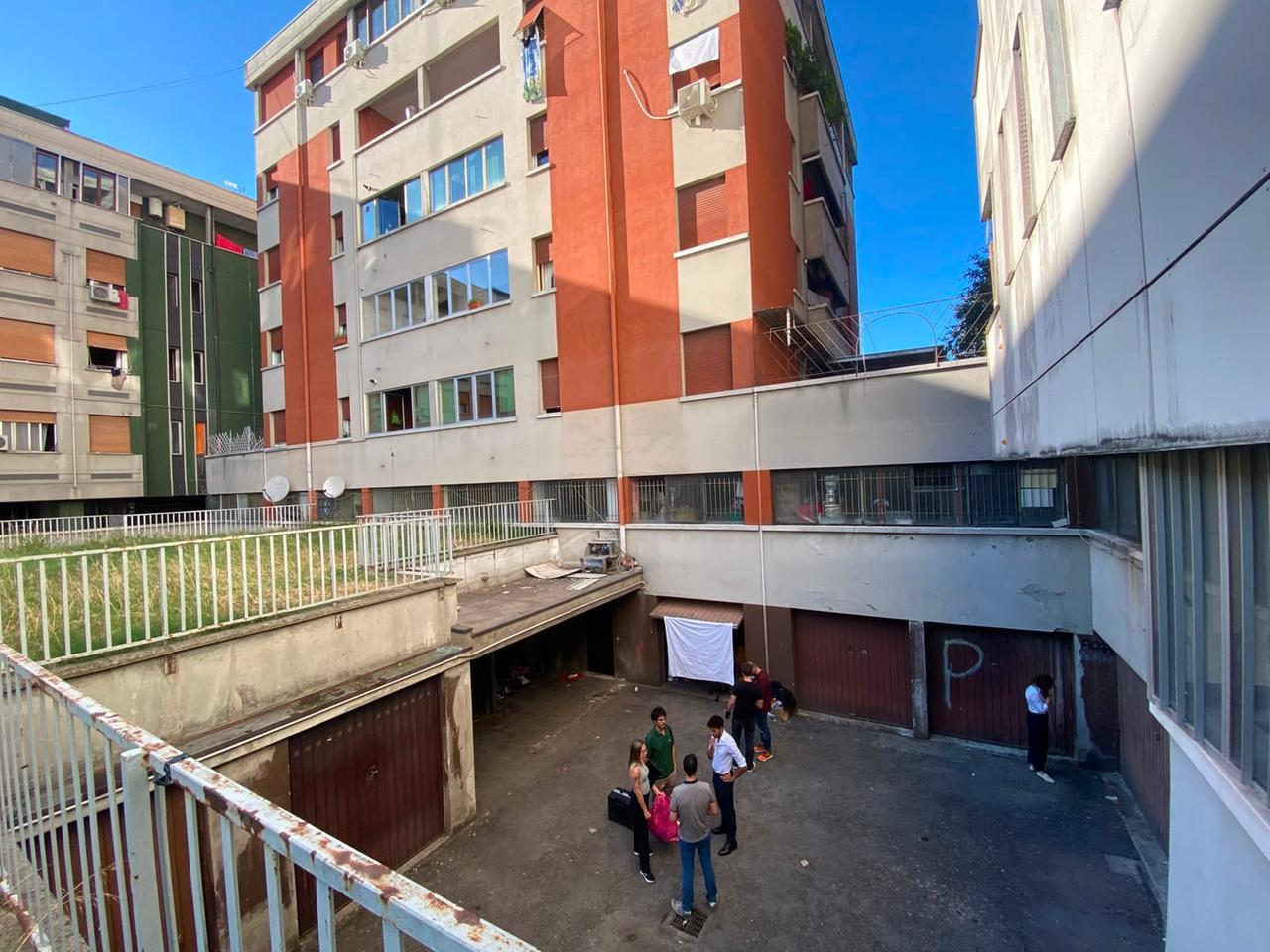 Donna trovata morta in un garage di via Turri