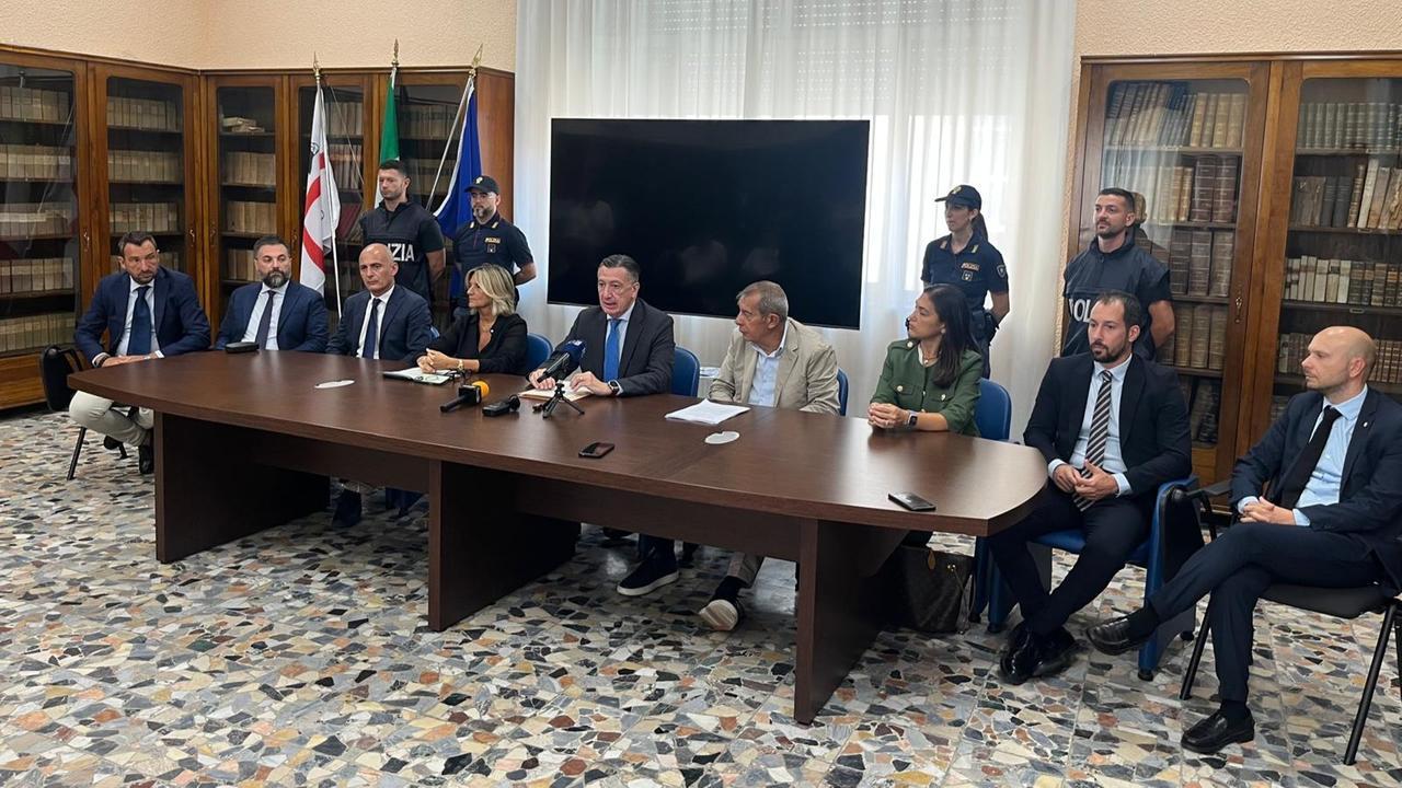 Maxi operazione della Dda, la banda era pronta ad assaltare un caveau e un furgone che trasportava oro: 11 arresti