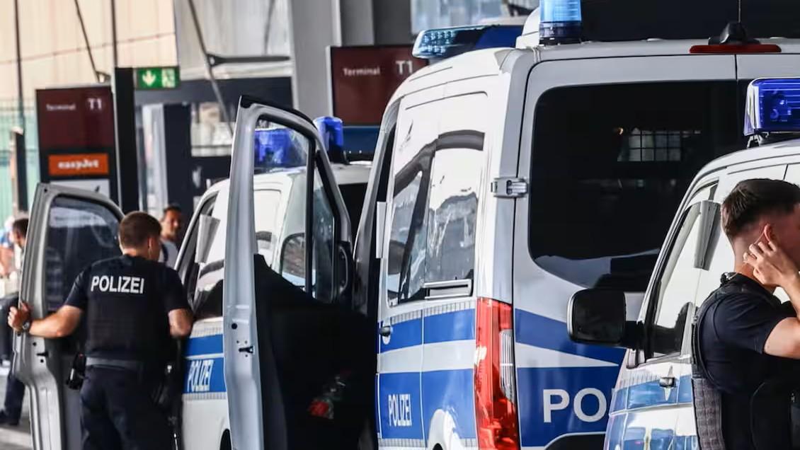 Berlino, furgone sulla folla al Pride: molti i feriti – Cosa sappiamo