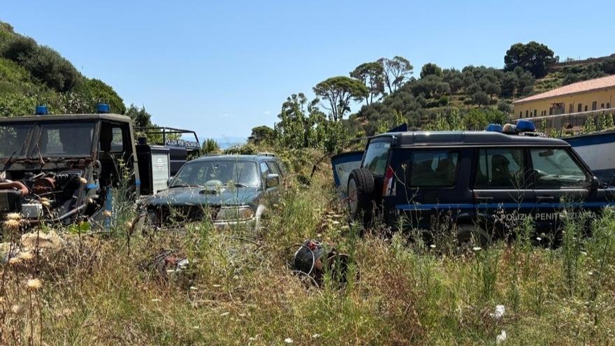 Gorgona, servono 200mila euro per portare via i rifiuti
