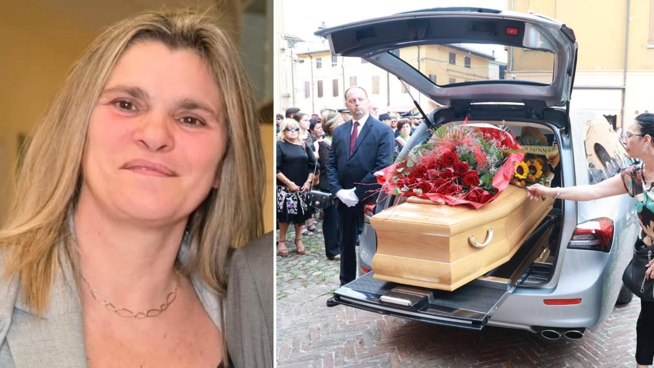 Il funerale di Monica Esposito a Nonantola (foto di Luigi Esposito)