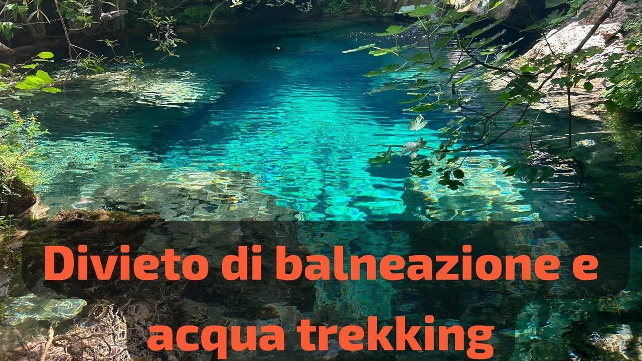 Caldo torrido, escursionisti e turisti prendono d’assalto le piscine naturali: il sindaco vieta i bagni – Ecco dove e le sanzioni