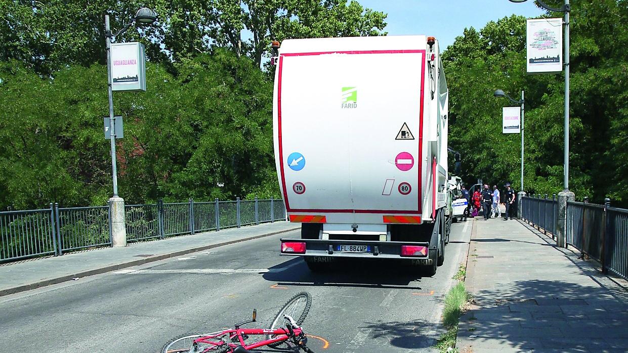 Fiab scrive al Comune: «Più sicurezza per ciclisti e pedoni». Ecco gli incroci più critici di Reggio Emilia