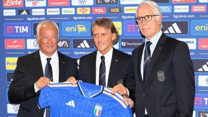 Nazionale italiana, il ct Mancini: «Spero che i tifosi mi perdonino, voglio due trofei» – Le dichiarazioni
