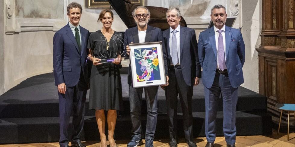 Autogrill premia Massimo Bottura: «Omaggio a un visionario globale»