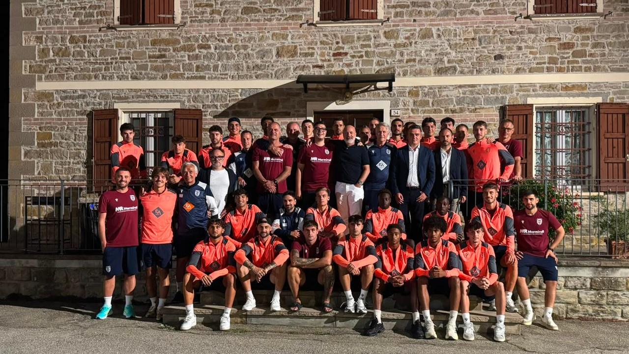 Reggiana, esordio in campionato con il Ravenna di Ronaldinho