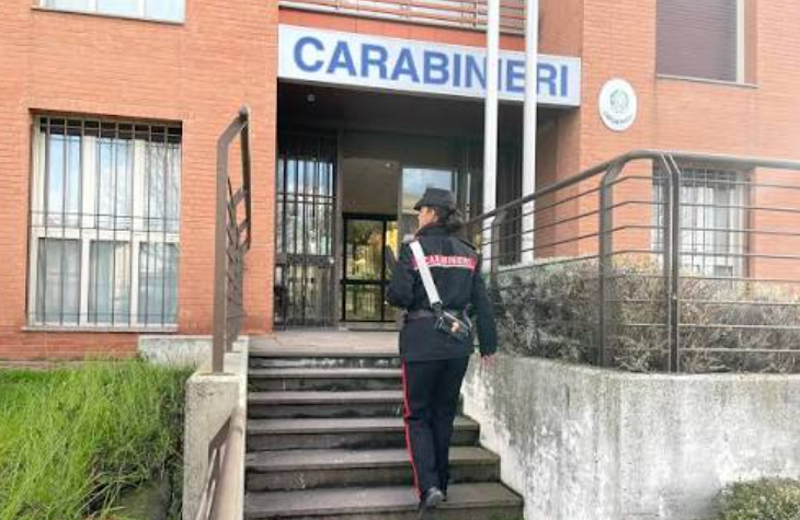 Minacce e rapine a due coetanei: minorenne nei guai a Correggio