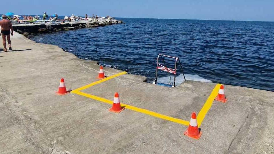 La verniciatura in corso