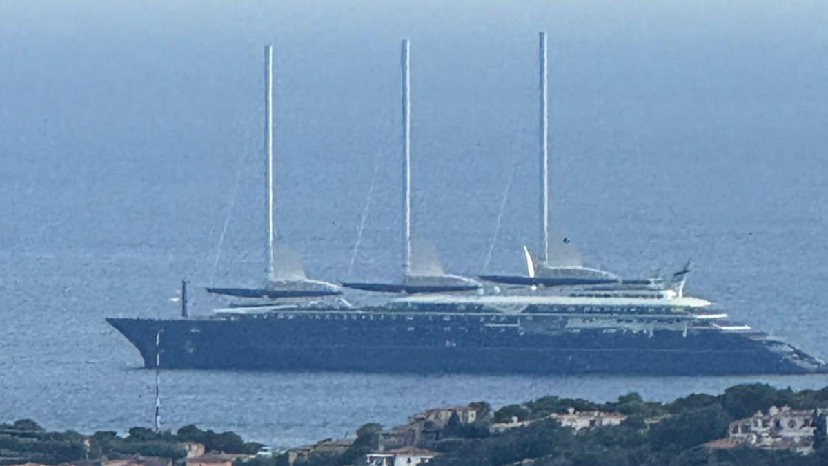 A Porto Cervo l’Orient Express Corinthian, il veliero più grande del mondo