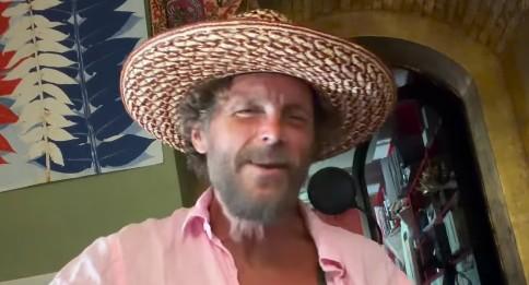 Jovanotti accende l’attesa per Olbia: «Tutte le mie cellule vanno verso la Sardegna»