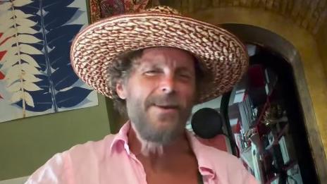 Jovanotti accende l’attesa per Olbia: «Tutte le mie cellule vanno verso la Sardegna»