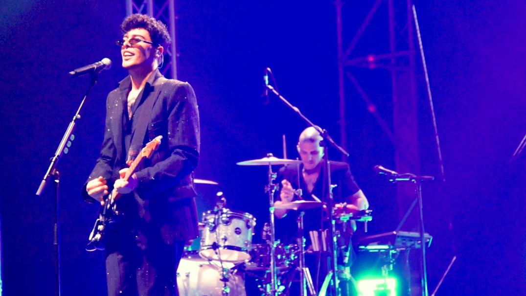I The Kolors anticipano il concerto: niente sfida con Baby K e la Corsa degli Scalzi