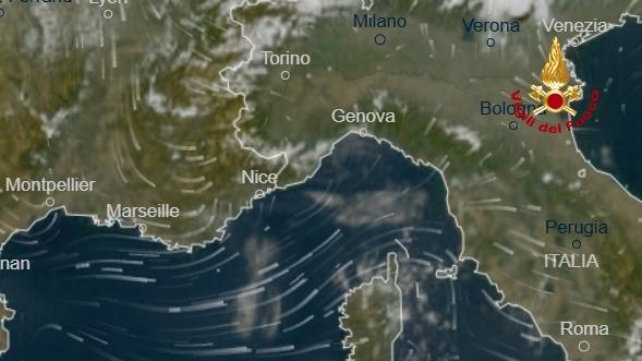 La foto diffusa dai vigili del fuoco