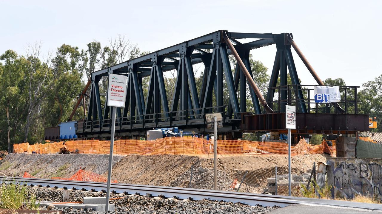 
	Il nuovo ponte ferroviario sul Seligheddu (foto di Vanna Sanna)

