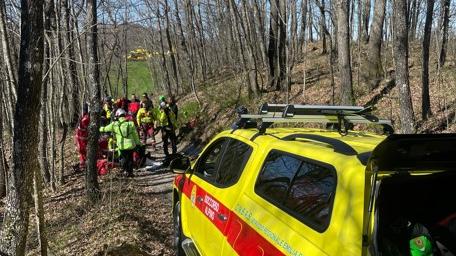 Famiglia con bimbo di 6 anni si perde durante un’escursione