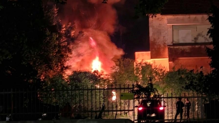 Attentato incendiario nella notte, distrutta l’auto di un ricercatore del Cnr