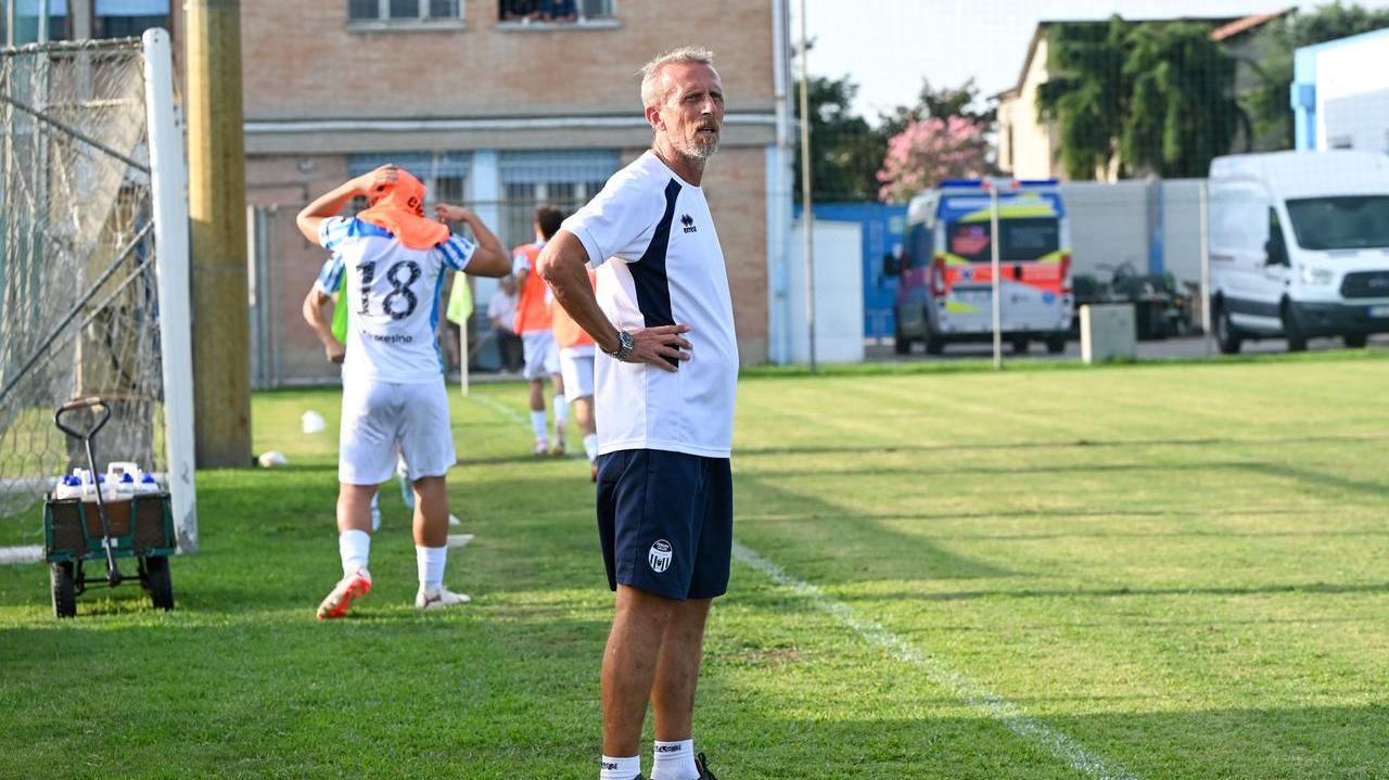 Spal-Rovigo, mister Parlato: «Importante è non aver avuto infortuni»