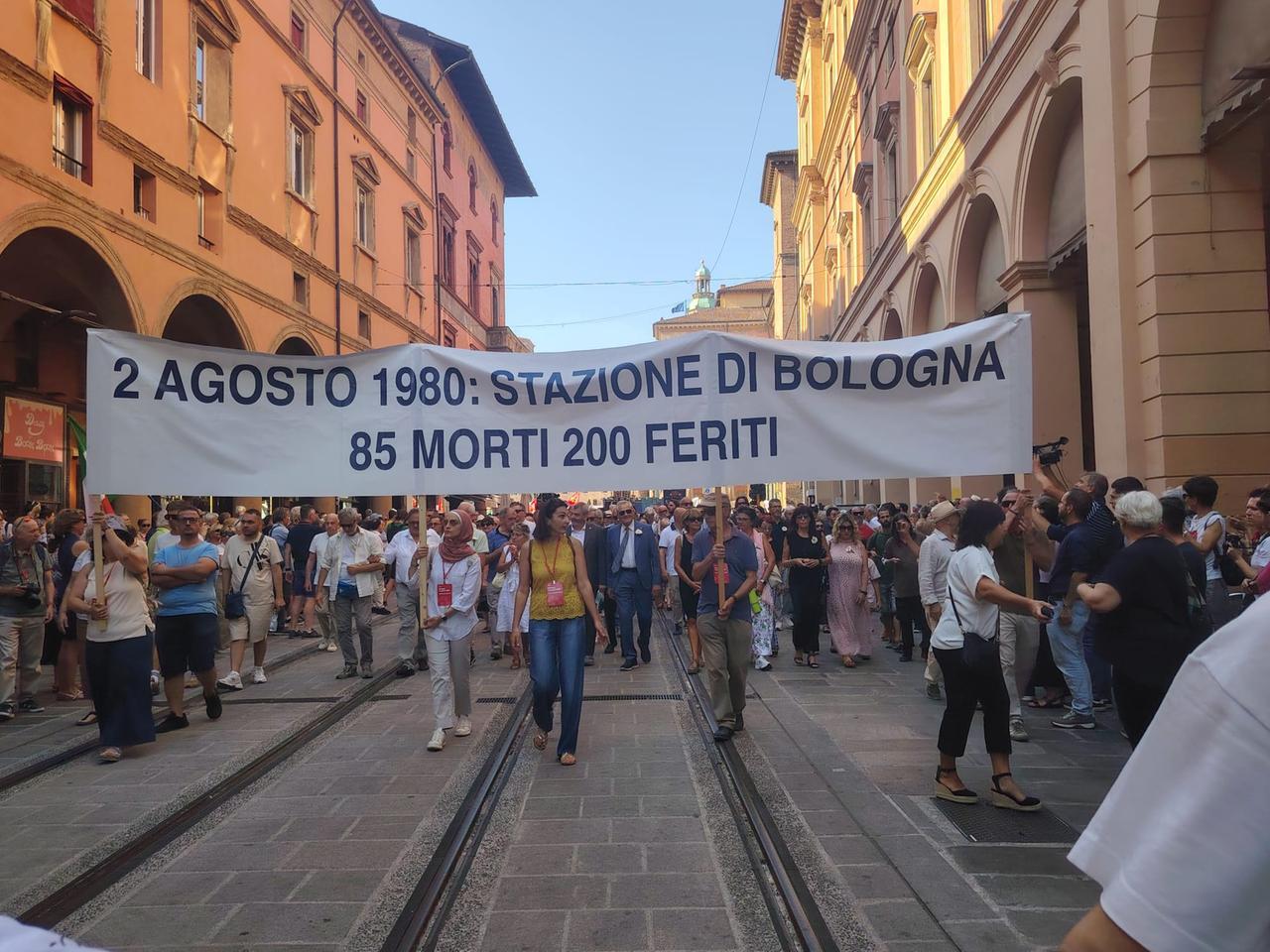 Ore 10.25: Bologna si ferma per ricordare le vittime del 2 agosto