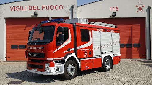 Porto Torres, incendio vicino alla discarica di Barrabò: in azione anche l’elicottero