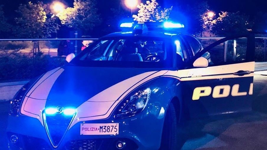 Indaga la polizia