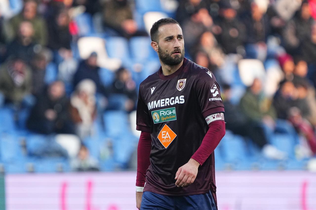 
	Paolo Rozzio, difensore e capitano della Reggiana, &egrave; nel mirino del Carpi

